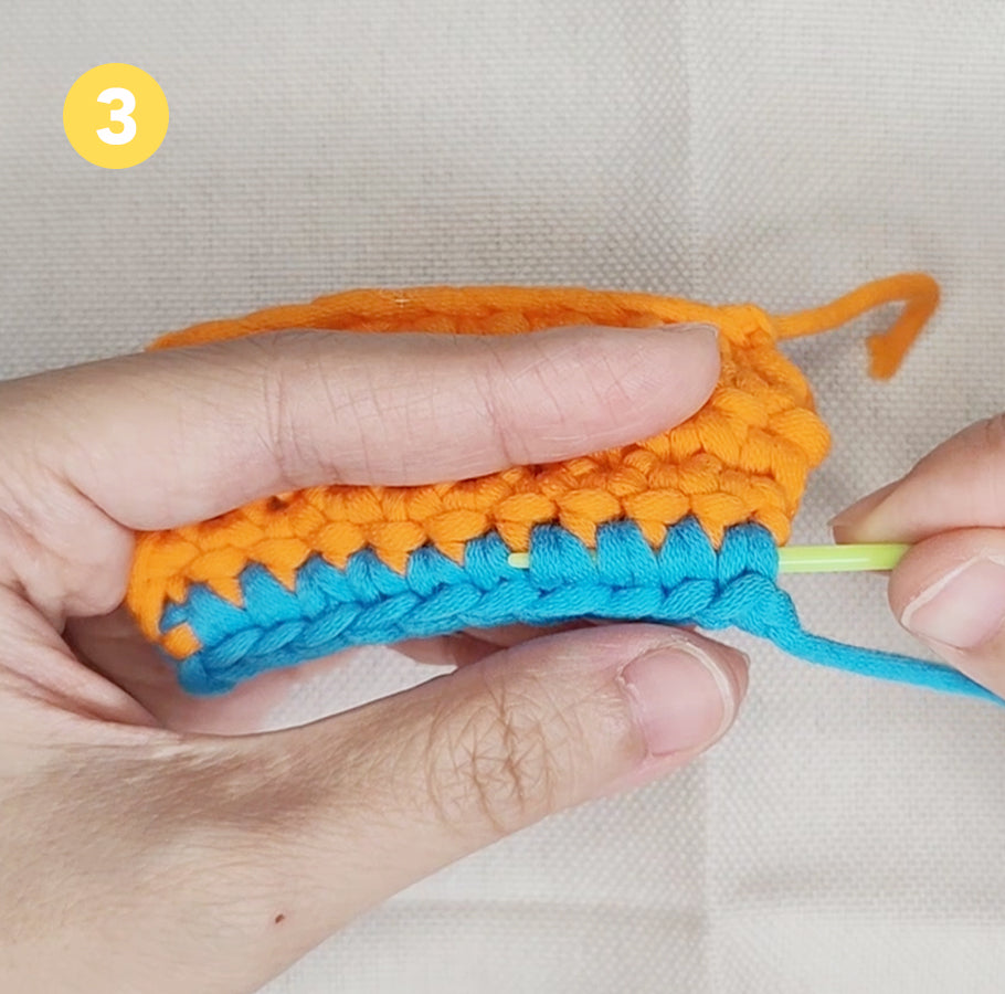 Fäden unter Maschen führen – Garn verstecken wie ein Profi